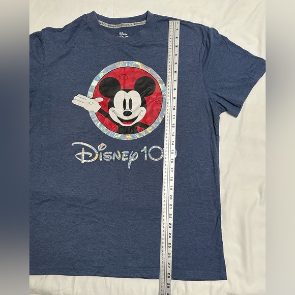 Disney 100th Anniversary Mickey Mouse Adult L Two-Sided
T-Shirt - Picture 5 of 7